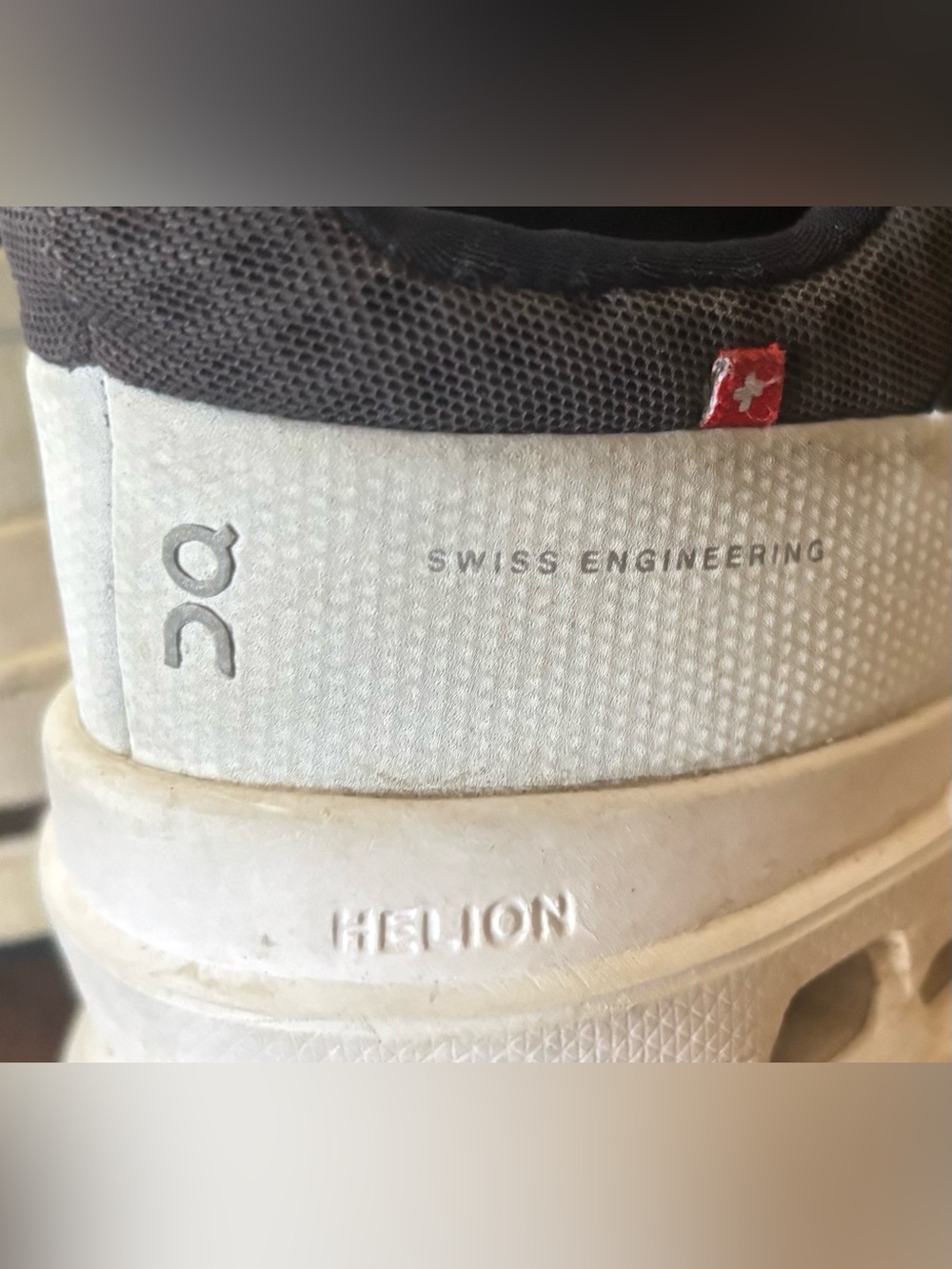 Oncloud Cloudultra Helion Womens  athletic shoes Sz 6 - Picture 9 of 11